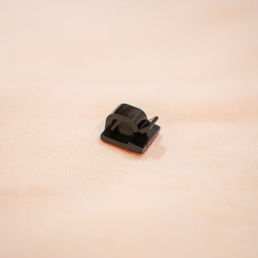 dhesive desk clamp included with OP1 8K replacement cable for clean cable management