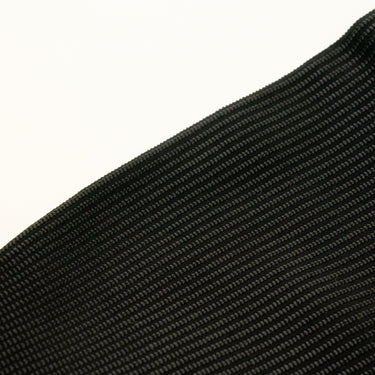 Breathable bamboo nylon fabric texture of B4M compression sleeve